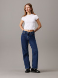 Λευκό Cropped T-shirt Σε Στενή Γραμμή  Γυναίκα