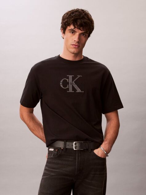 Μαύρο T-shirt Με Άνετη Γραμμή Και Λογότυπο Appliqué  Άνδρας