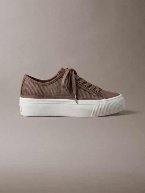 Καφέ Sneakers Με Ριγέ Λεπτομέρεια Και Κορδόνια  Γυναίκα