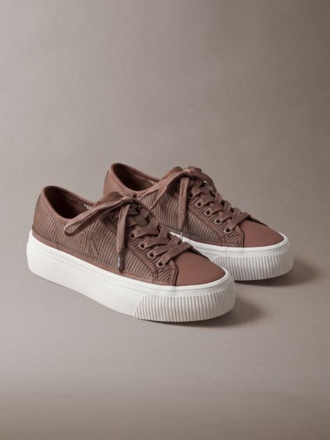 Καφέ Sneakers Με Ριγέ Λεπτομέρεια Και Κορδόνια  Γυναίκα