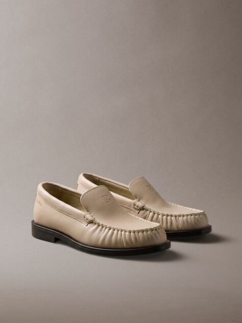 Μπεζ Thea - Δερμάτινα Loafers Με Πιέτες  Γυναίκα