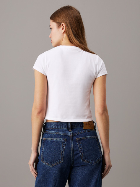 Λευκό Cropped T-shirt Σε Στενή Γραμμή  Γυναίκα
