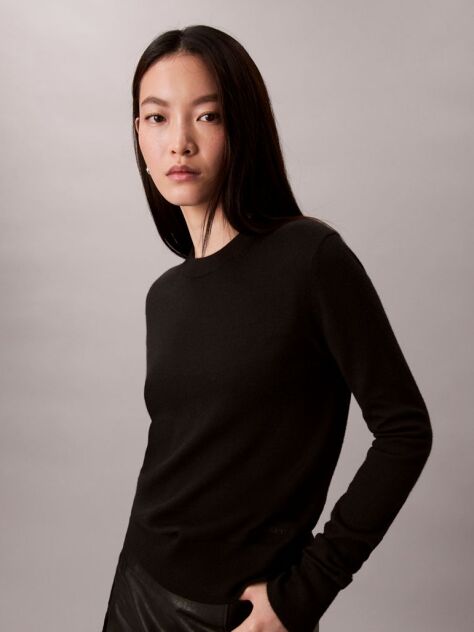Μαύρο Μάλλινο Πουλόβερ Με Κλασική Λαιμόκοψη  Γυναίκα