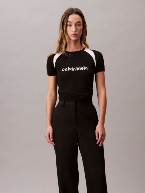 Μαύρο T-Shirt Σε Slim Γραμμή Και Graphic Λογότυπο  Γυναίκα