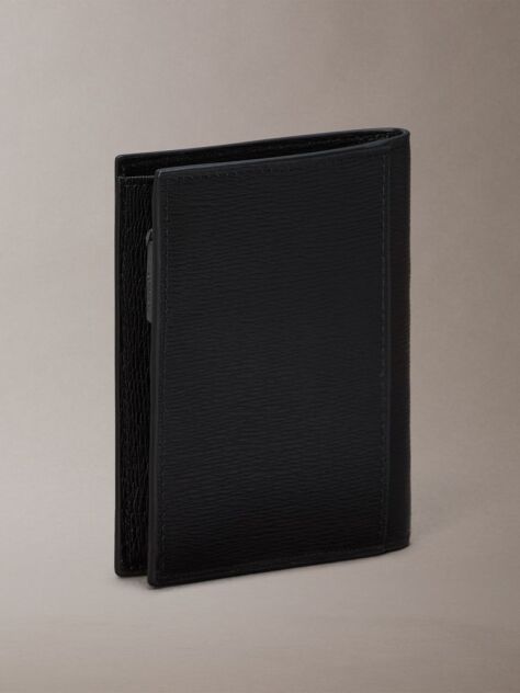 Black Leather RFID Emblem Logo Billfold Wallet  Men