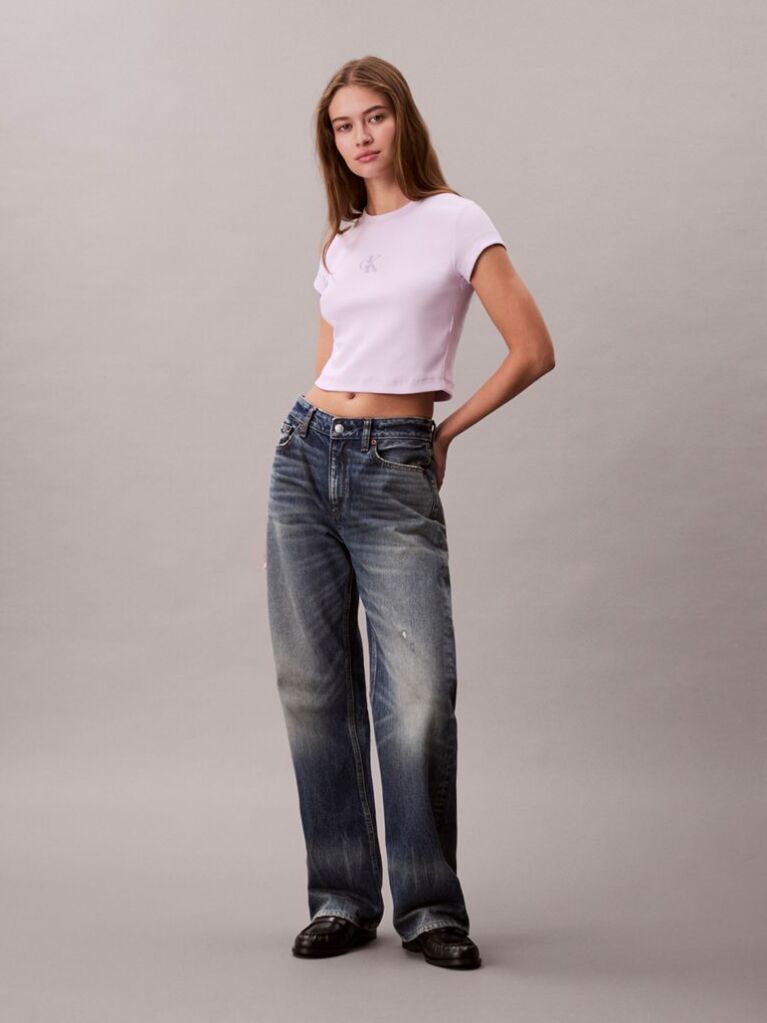 Μοβ Cropped T-shirt Με Μονόγραμμα Σε Στενή Γραμμή  Γυναίκα