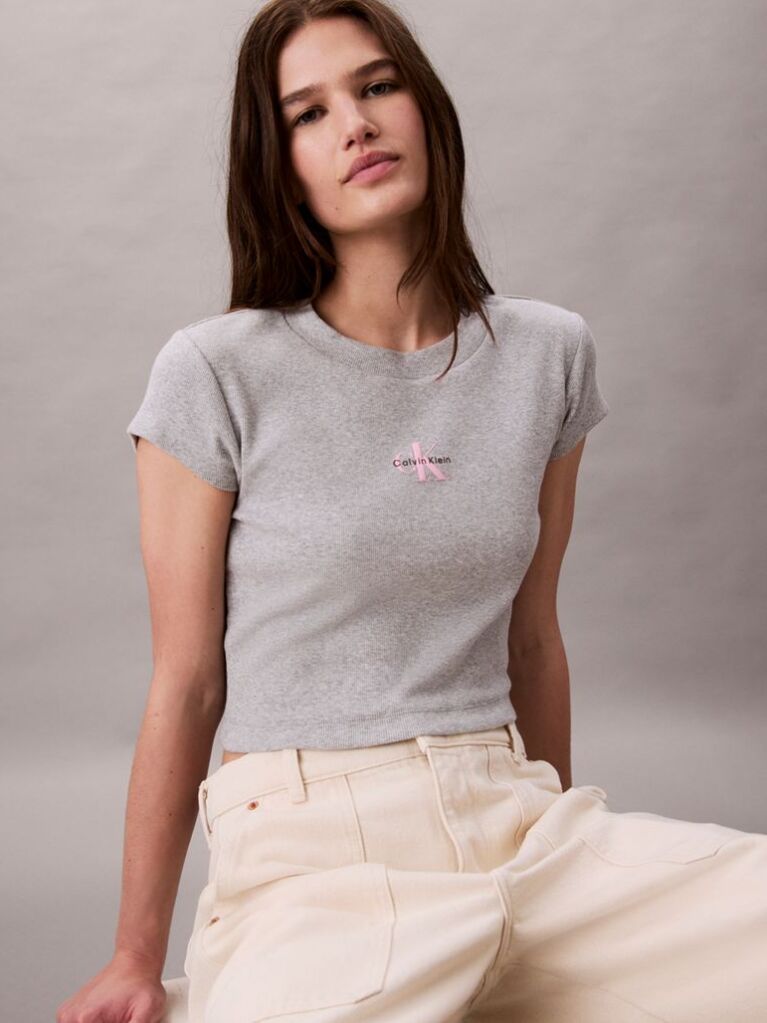 Γκρι Cropped T-shirt Με Μονόγραμμα Σε Στενή Γραμμή  Γυναίκα