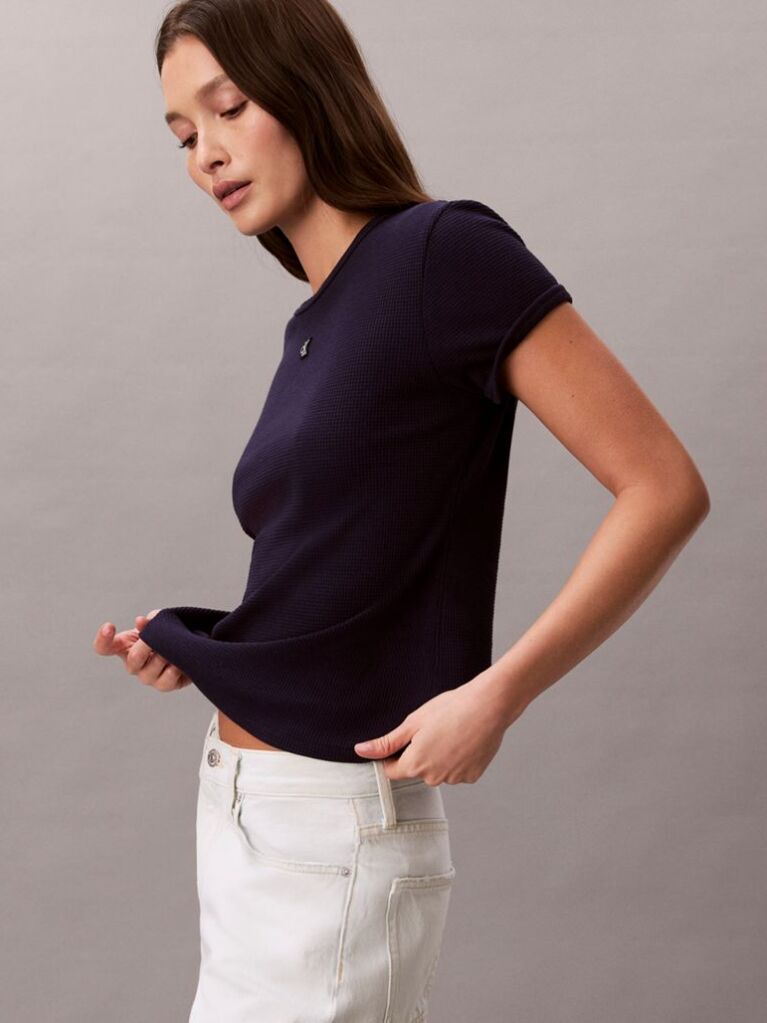 Μοβ Κοντομάνικο T-Shirt Με Slim Γραμμή Και  Μονόγραμμα  Γυναίκα