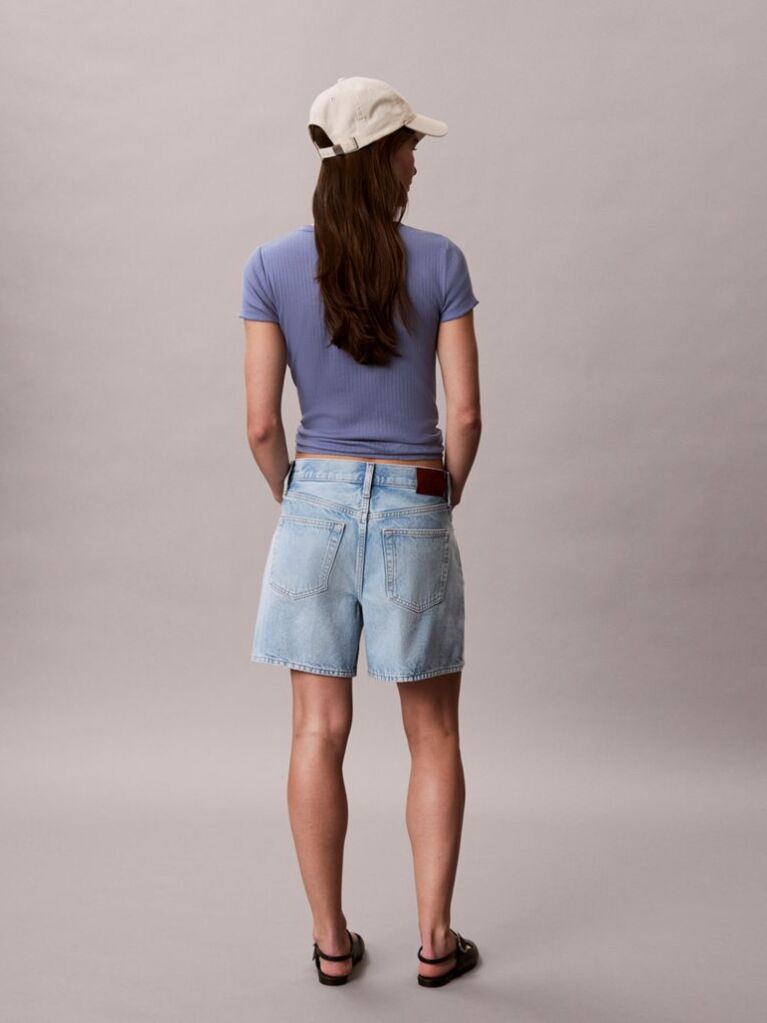 Denim Ψηλόμεσο Άνετο Denim Σορτς  Γυναίκα