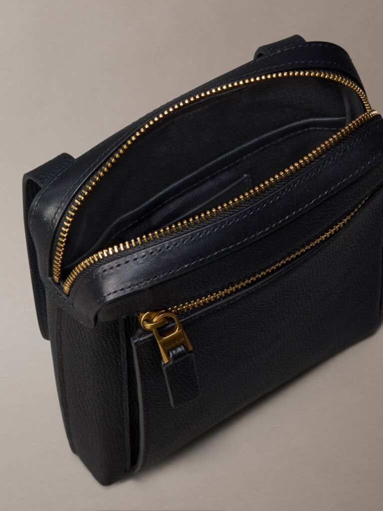 Black Premium Leather Crossbody Bag  Men