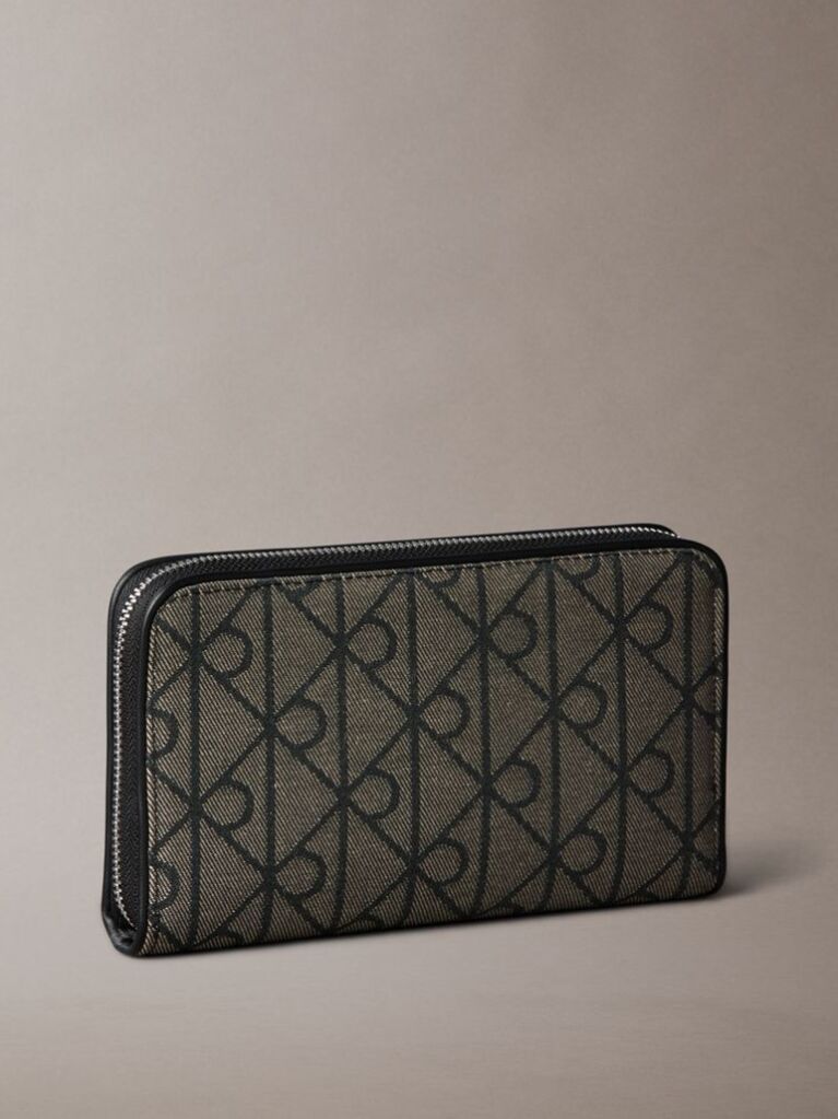 Multi Δερμάτινη Θήκη Διαβατηρίου Με RFID Και Logo Jacquard  Γυναίκα