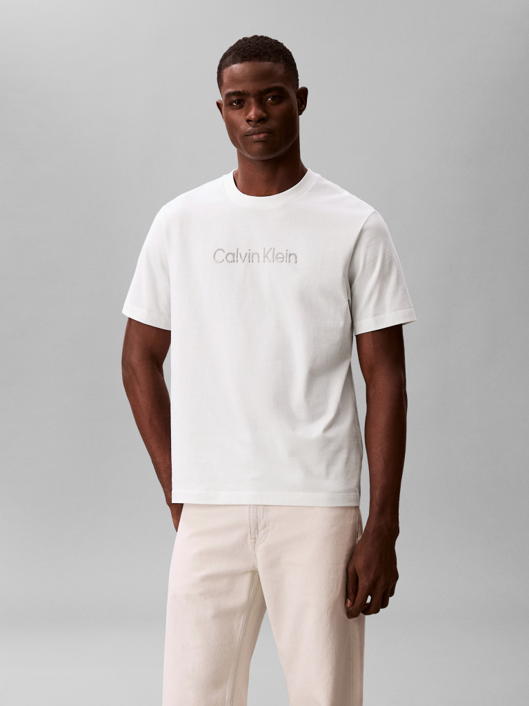 Λευκό T-Shirt Με Κανονική Λαιμόκοψη Και Διαβαθμισμένο Λογότυπο  Άνδρας