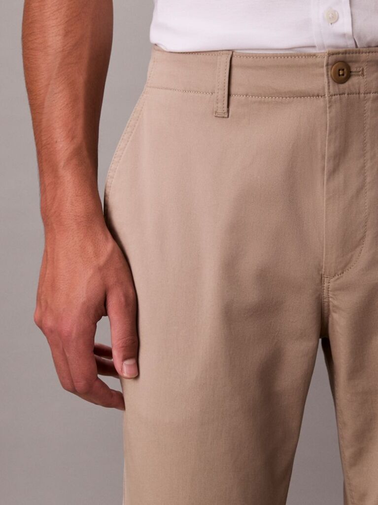 Καφέ Παντελόνι Chino Με Στενή Γραμμή  Άνδρας