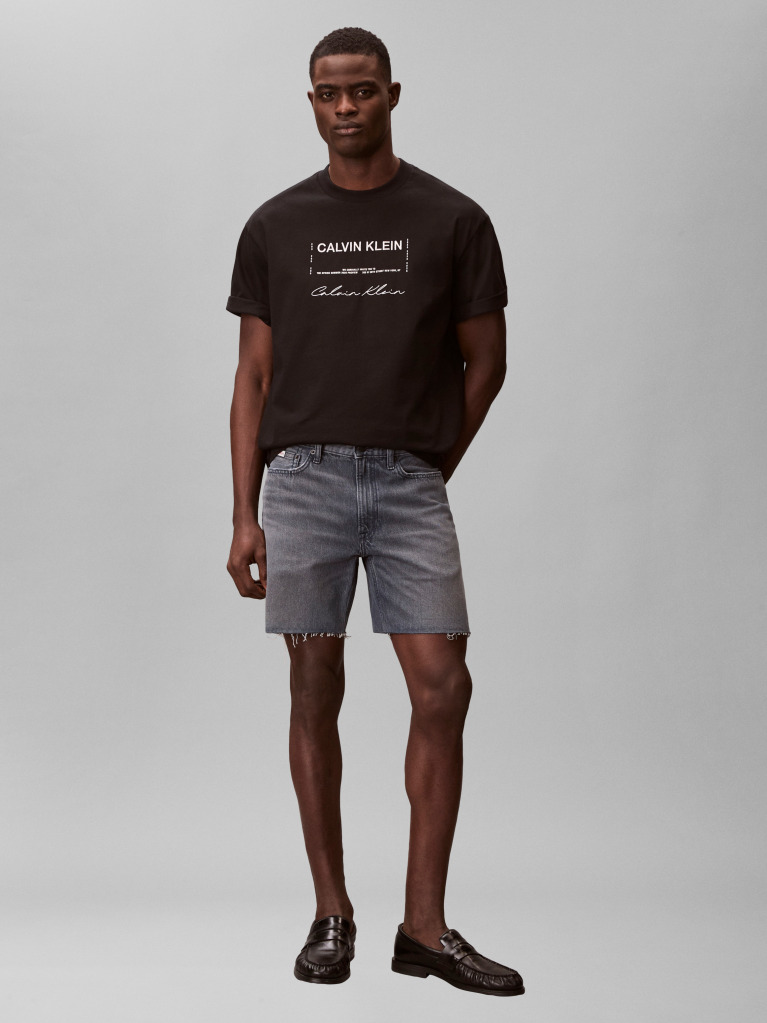 Denim Great for holiday sightseeing or sunny days at home, these denim shorts combine classic styling details with a relaxed lived-in look.  Men
