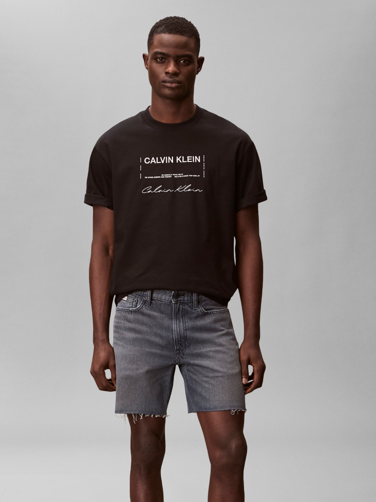 Denim Great for holiday sightseeing or sunny days at home, these denim shorts combine classic styling details with a relaxed lived-in look.  Men