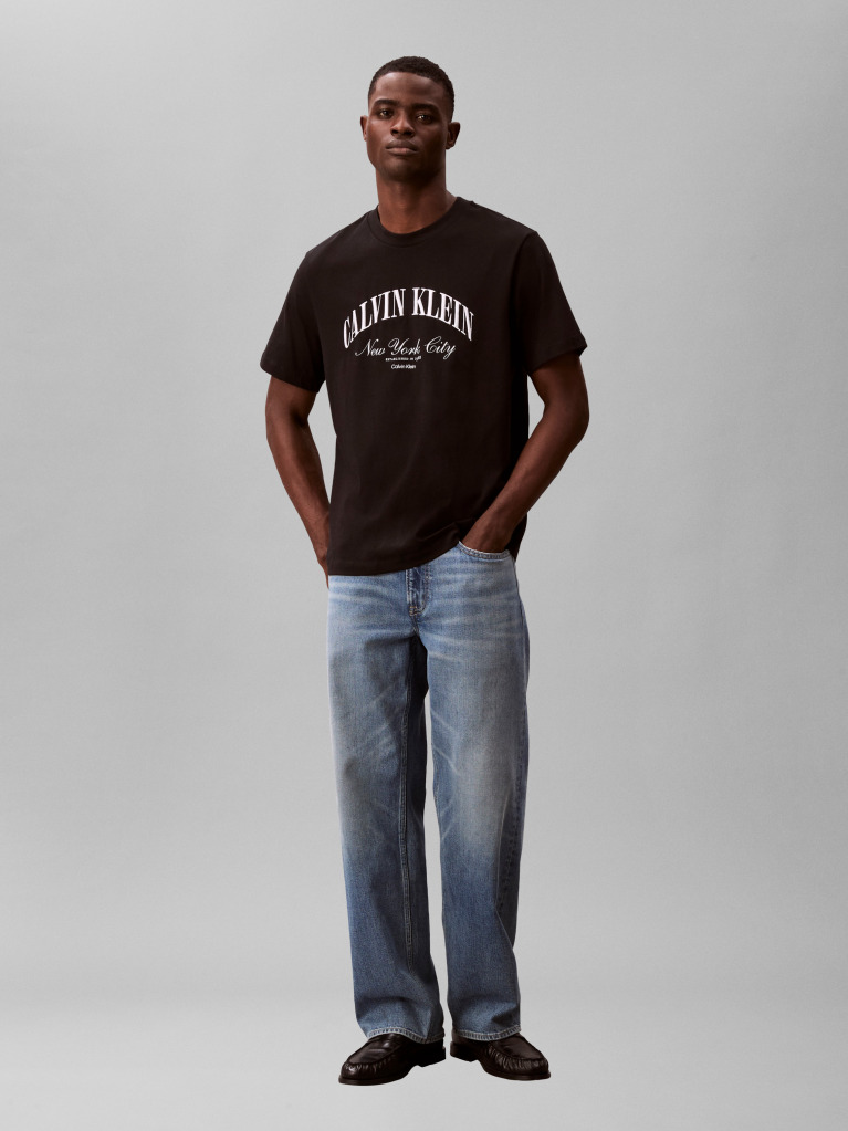 Μαύρο T-shirt Με Κεντητό Λογότυπο NYC  Άνδρας