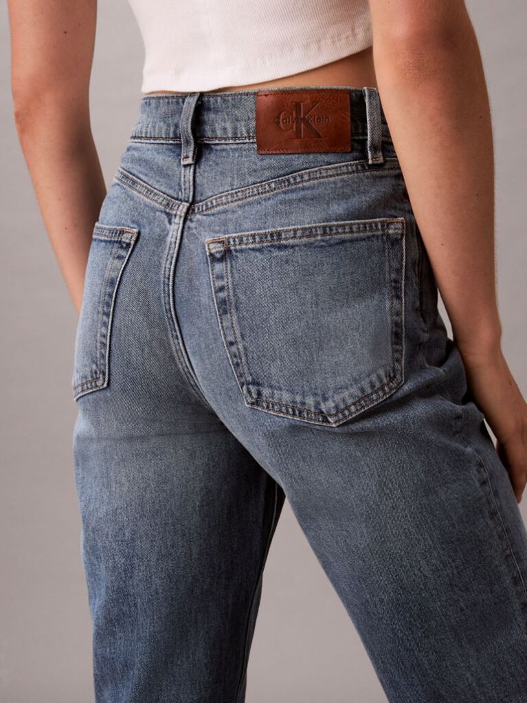Denim Τζιν Με Mom Γραμμή  Γυναίκα