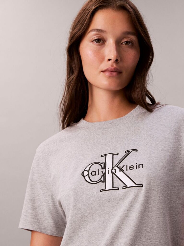 Γκρι Κλασικό T-Shirt Με Γυαλιστερό Μονόγραμμα  Γυναίκα