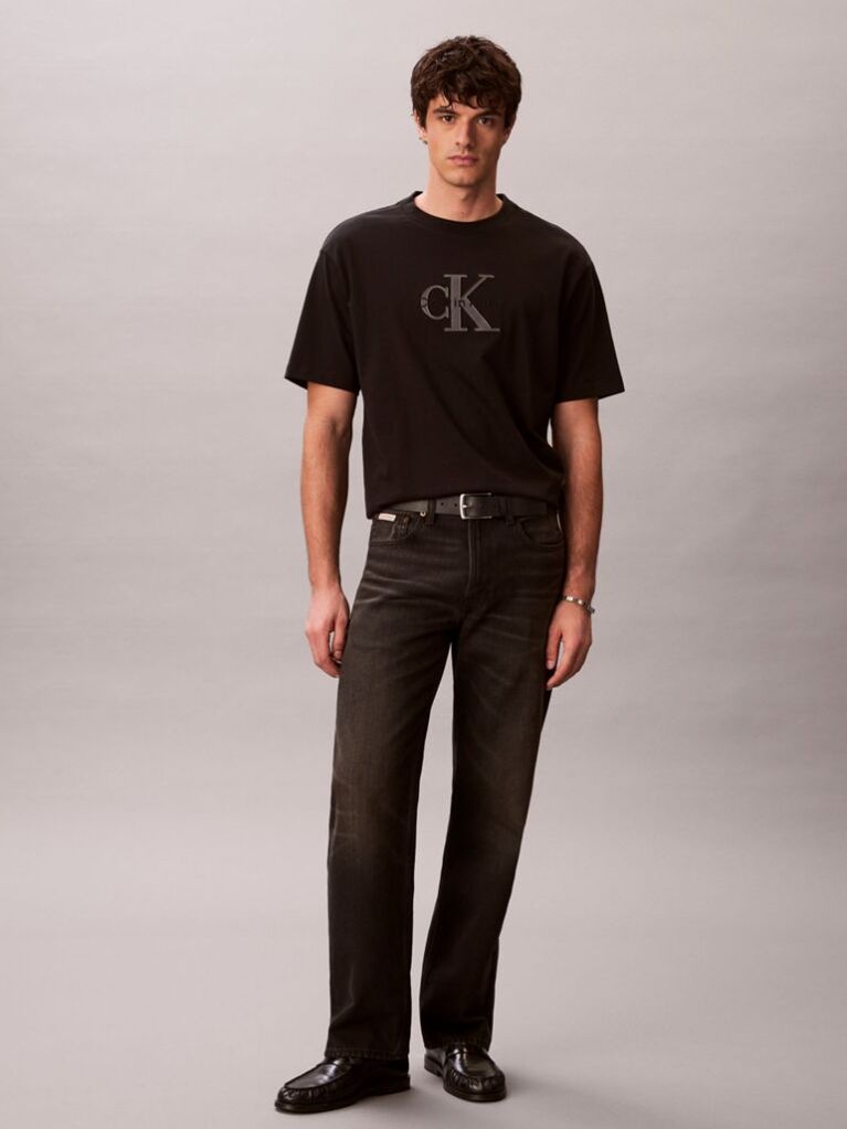 Μαύρο T-shirt Με Άνετη Γραμμή Και Λογότυπο Appliqué  Άνδρας