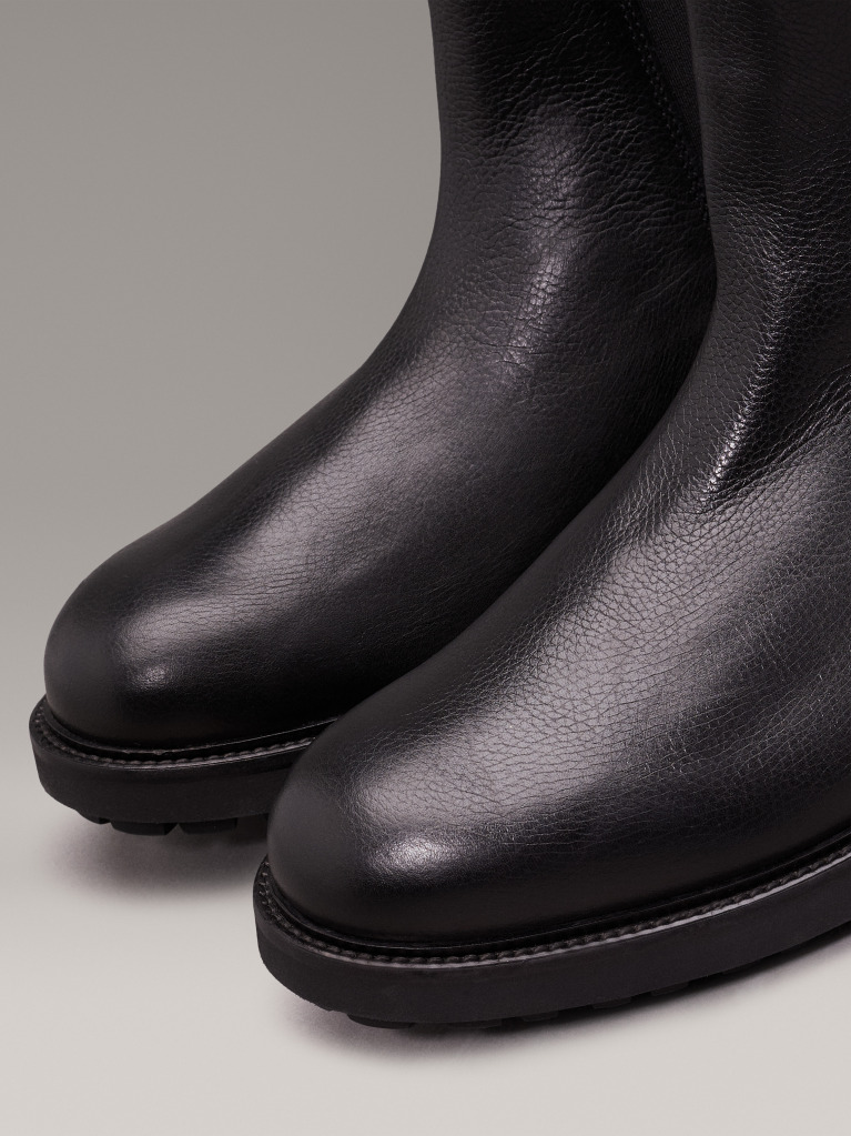 Black Leather Chelsea Boots  Men