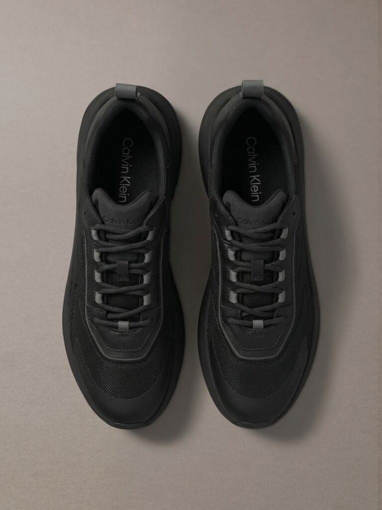 Black CK Volumax - Chunky Runner Trainers  Men