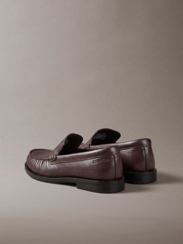 Καφέ Thea - Δερμάτινα Loafers Με Πιέτες  Γυναίκα
