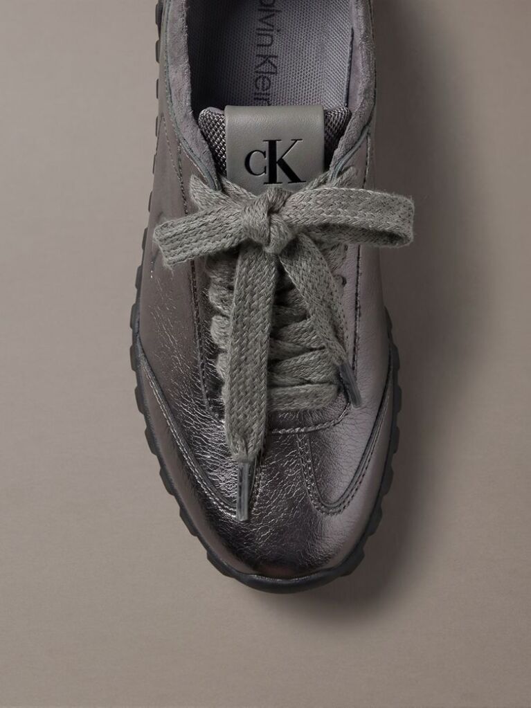 Γκρι Χαμηλά Sneakers Με Λάμψη  Γυναίκα