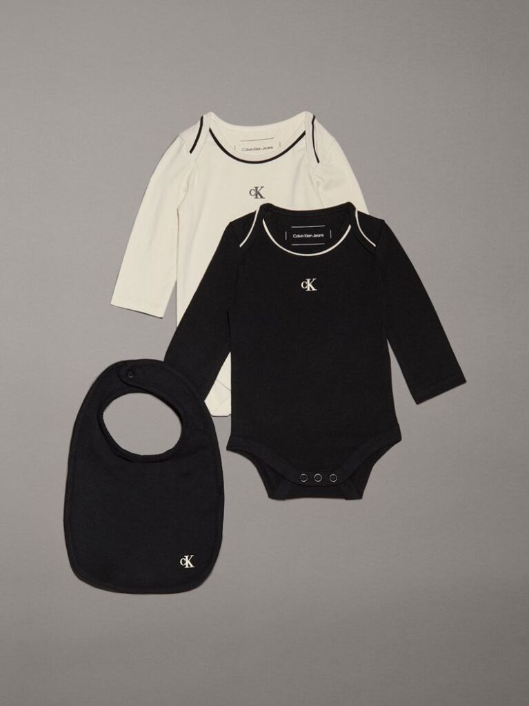 Multi Newborn Bodysuit and Bib Giftpack  Newborn