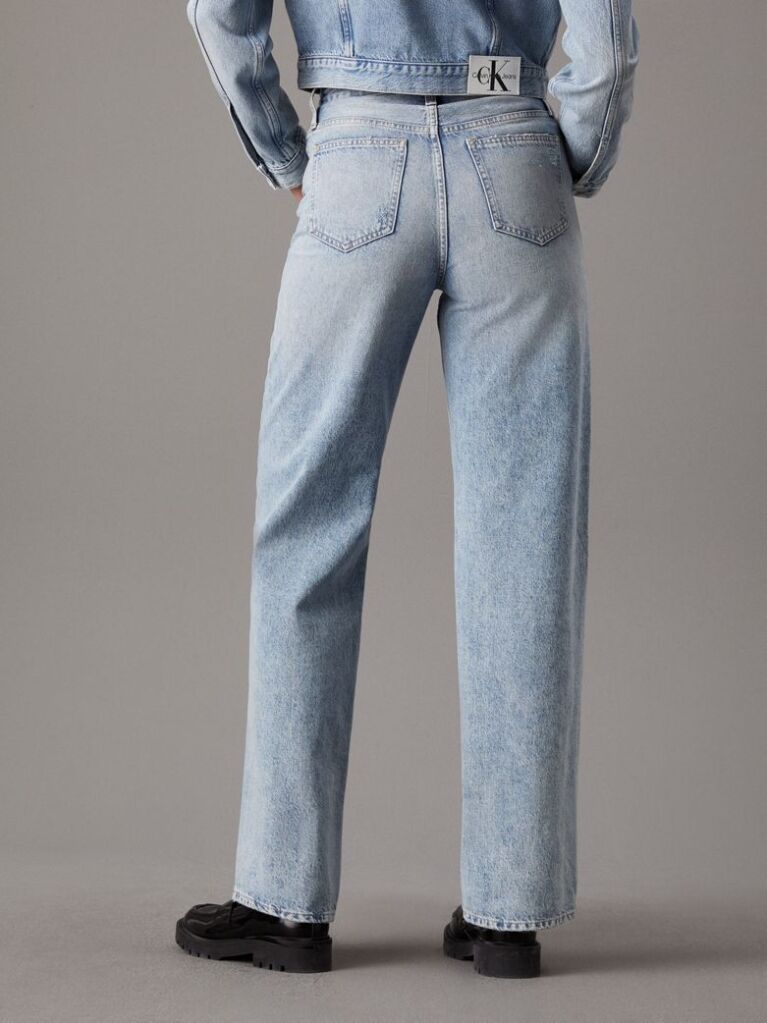 Denim Ψηλόμεσο Τζιν Με Άνετη Γραμμή  Γυναίκα
