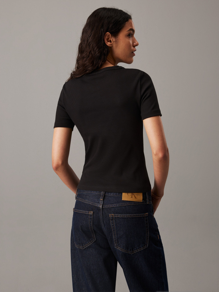 Μαύρο Βαμβακερό Ριπ T-shirt Σε Ίσια Γραμμή  Γυναίκα