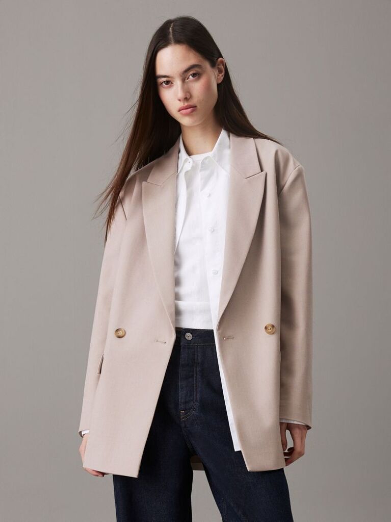 Μπεζ Blazer Με Διπλό Κούμπωμα Σε Άνετη γραμμή  Γυναίκα