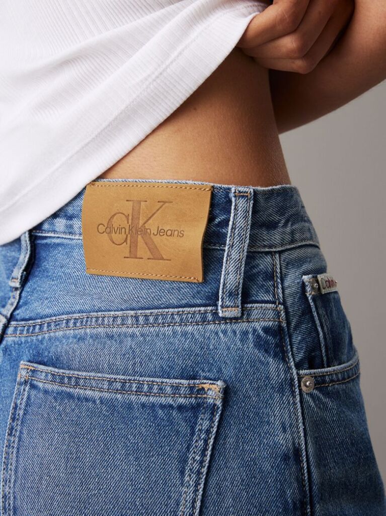 Denim Ψηλόμεσο Τζιν Με Loose Εφαρμογή  Γυναίκα