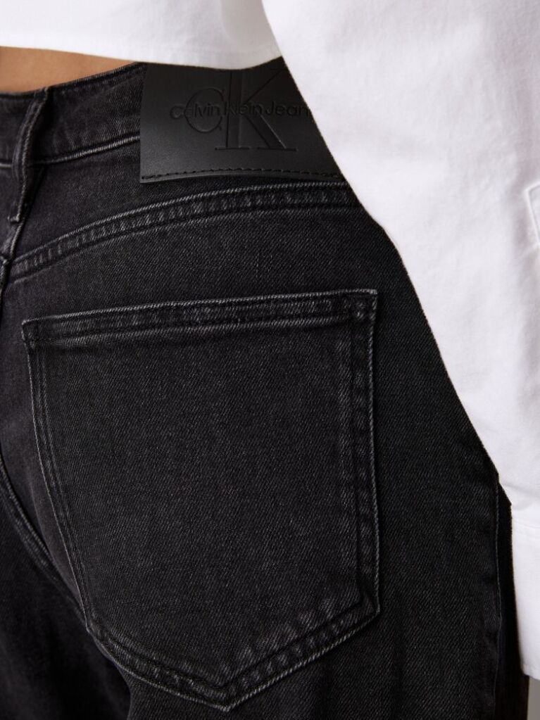 Black Authentic Slim Straight Jeans  Women