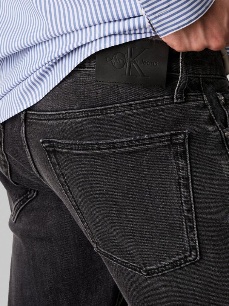 Μαύρο Τζιν Με Slim Γραμμή  Άνδρας
