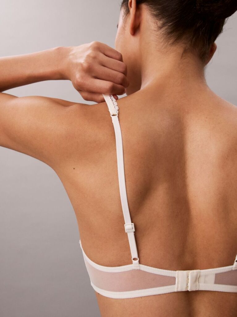 Λευκό Σουτιέν Plunge Με Ελαφριά Επένδυση - Signature Stretch Lace  Γυναίκα