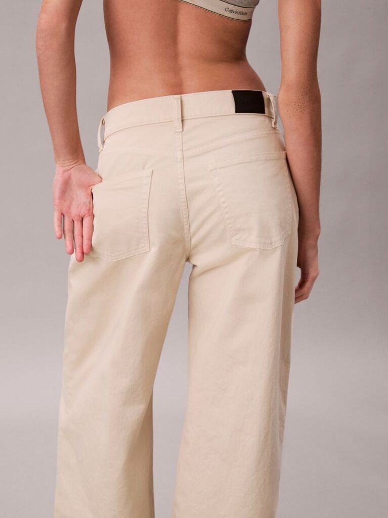 Λευκό Παντελόνι Σε Πολύ Φαρδιά Γραμμή Από Twill  Γυναίκα
