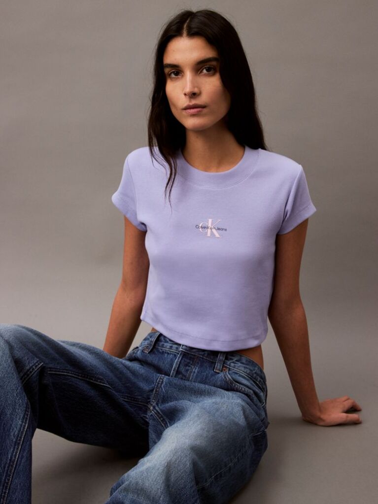 Μοβ Cropped T-shirt Με Μονόγραμμα Σε Στενή Γραμμή  Γυναίκα