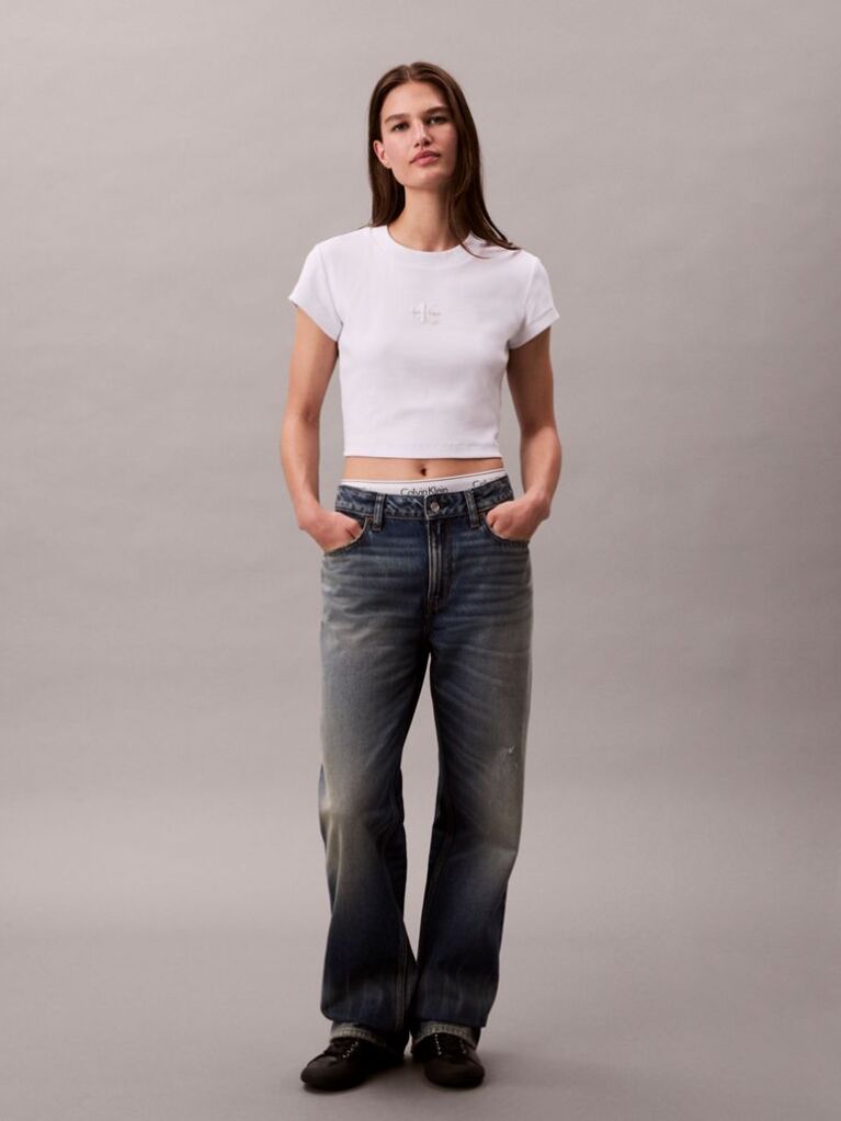 Λευκό Cropped T-shirt Με Μονόγραμμα Σε Στενή Γραμμή  Γυναίκα