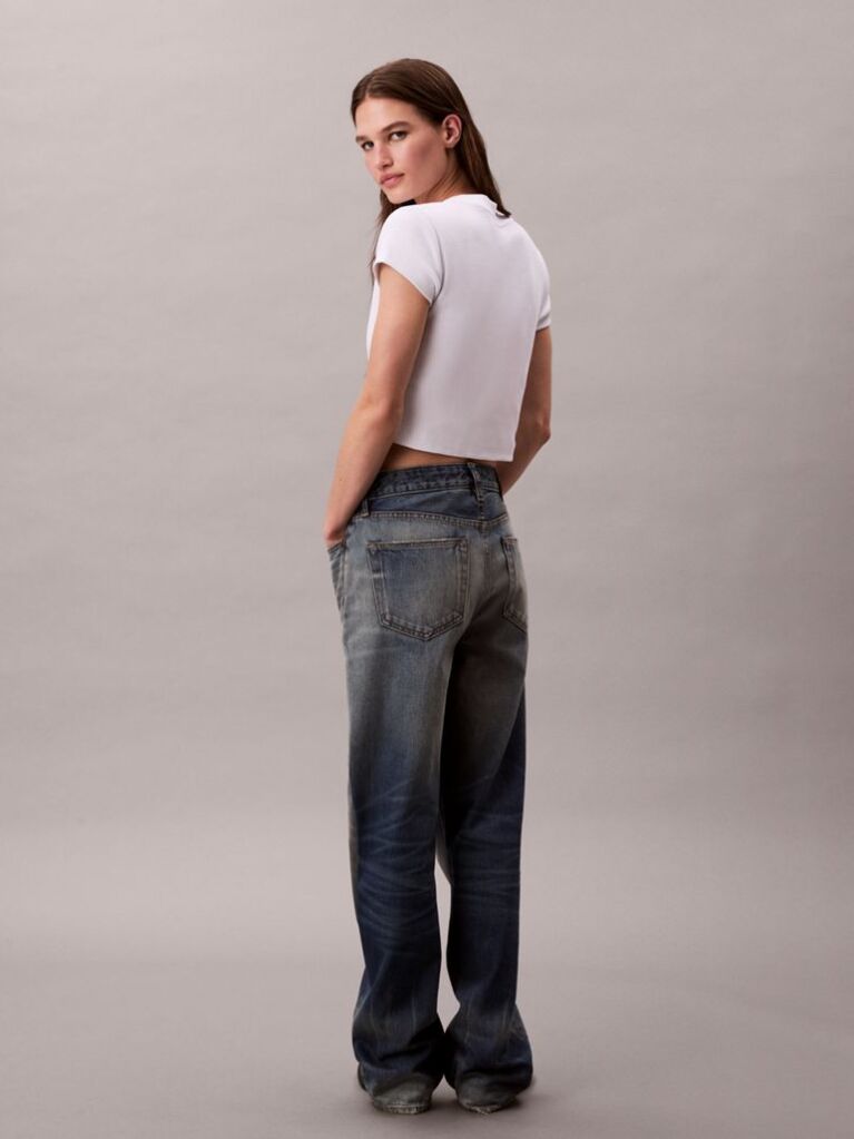 Λευκό Cropped T-shirt Με Μονόγραμμα Σε Στενή Γραμμή  Γυναίκα