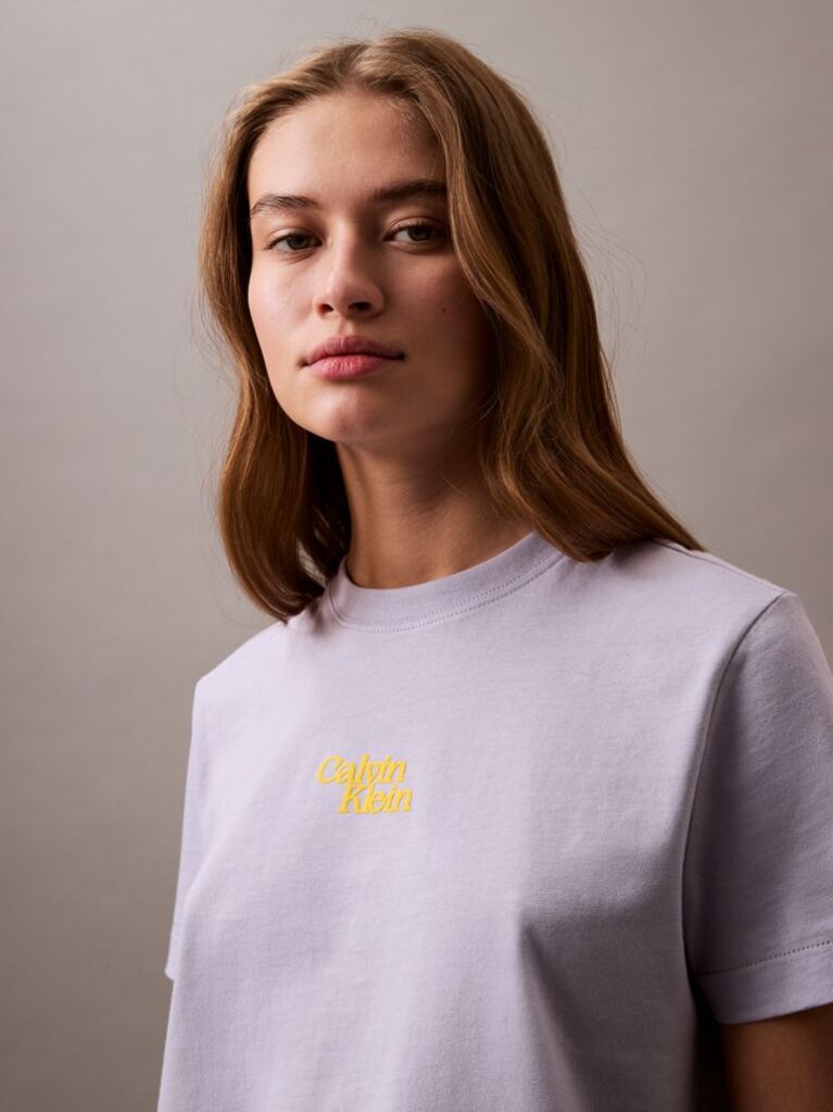 Μοβ T-shirt Με Λογότυπο  Γυναίκα