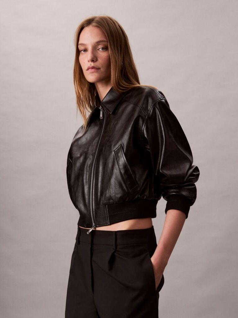 Μαύρο Cropped Bomber Τζάκετ Από Συνθετικό Δέρμα  Γυναίκα
