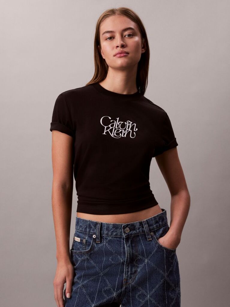 Μαύρο T-Shirt Σε Slim Γραμμή Με Λογότυπο  Γυναίκα
