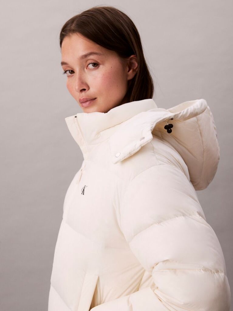 White Short Down Puffer Jacket  Women