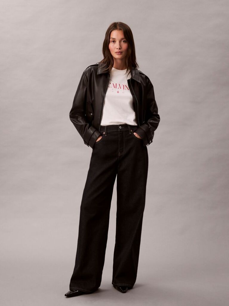 Λευκό T-Shirt Με Γραφικό Τύπωμα Και Slim Γραμμή  Γυναίκα