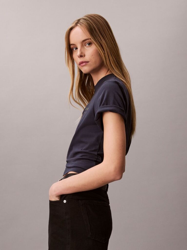 Μπλε T-Shirt Με Boxy Γραφικό Τύπωμα Και Κοντά Μανίκια  Γυναίκα