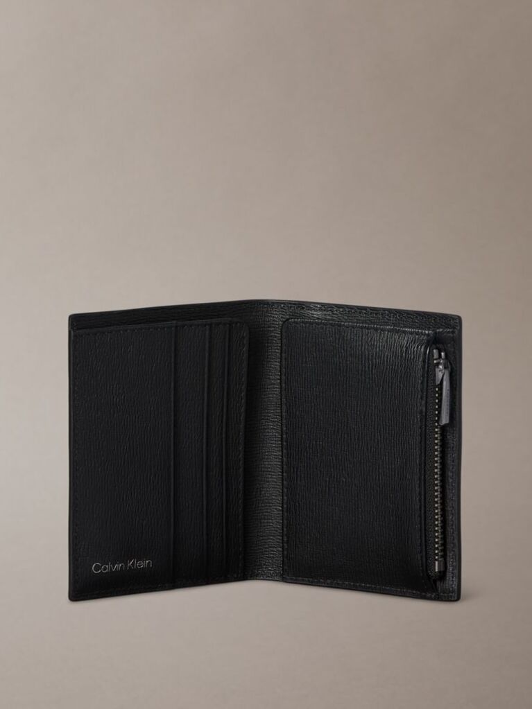 Black Leather RFID Emblem Logo Billfold Wallet  Men