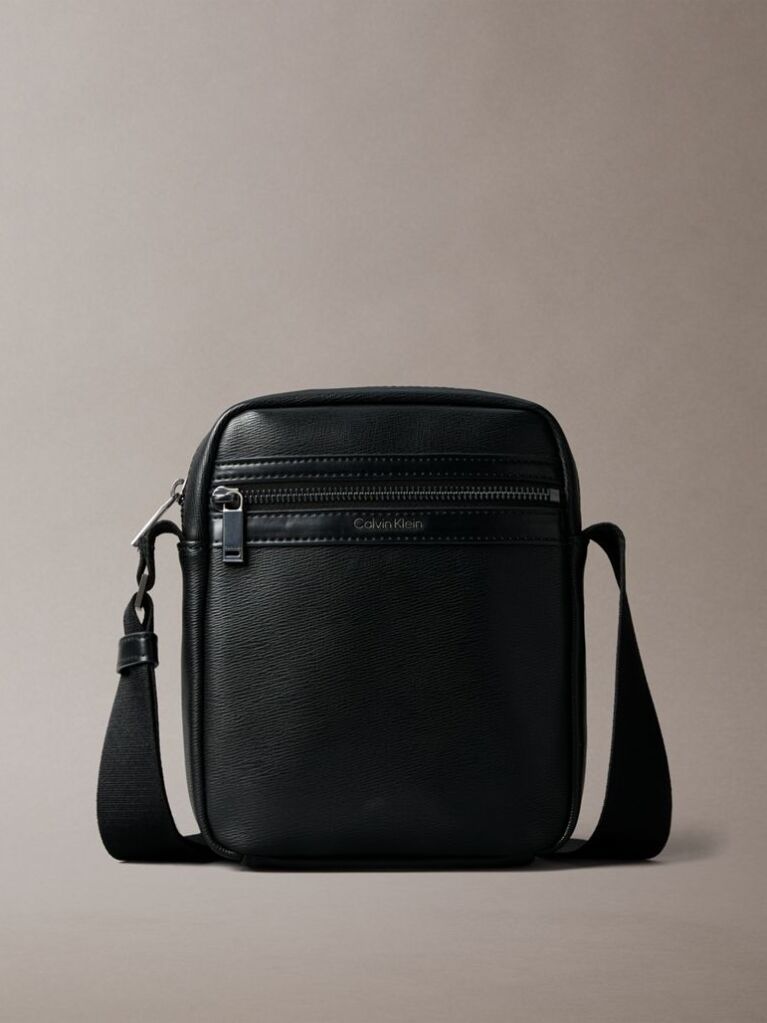 Black Textured Zip Reporter Bag  Men