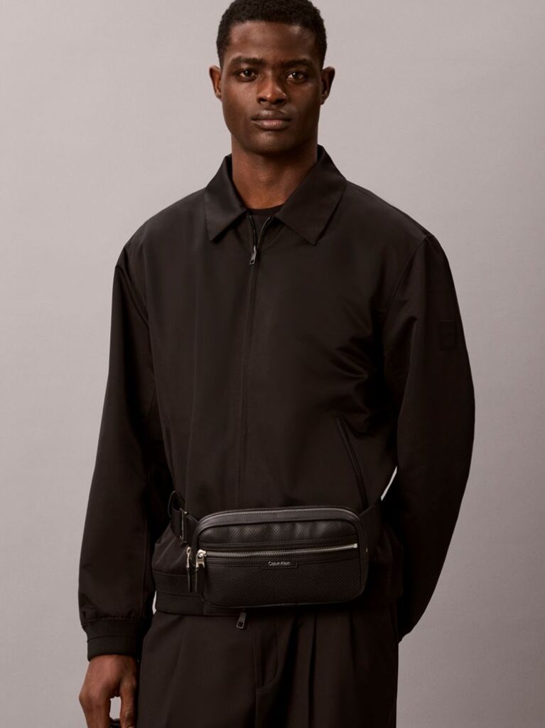 Μαύρο Τσαντάκι Μέσης Από Διάτρητο Faux Leather  Άνδρας