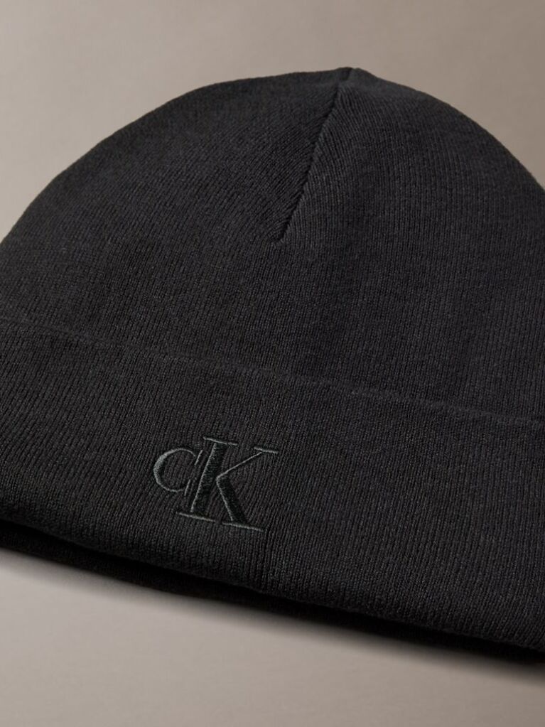 Black Signature Logo Beanie  Men