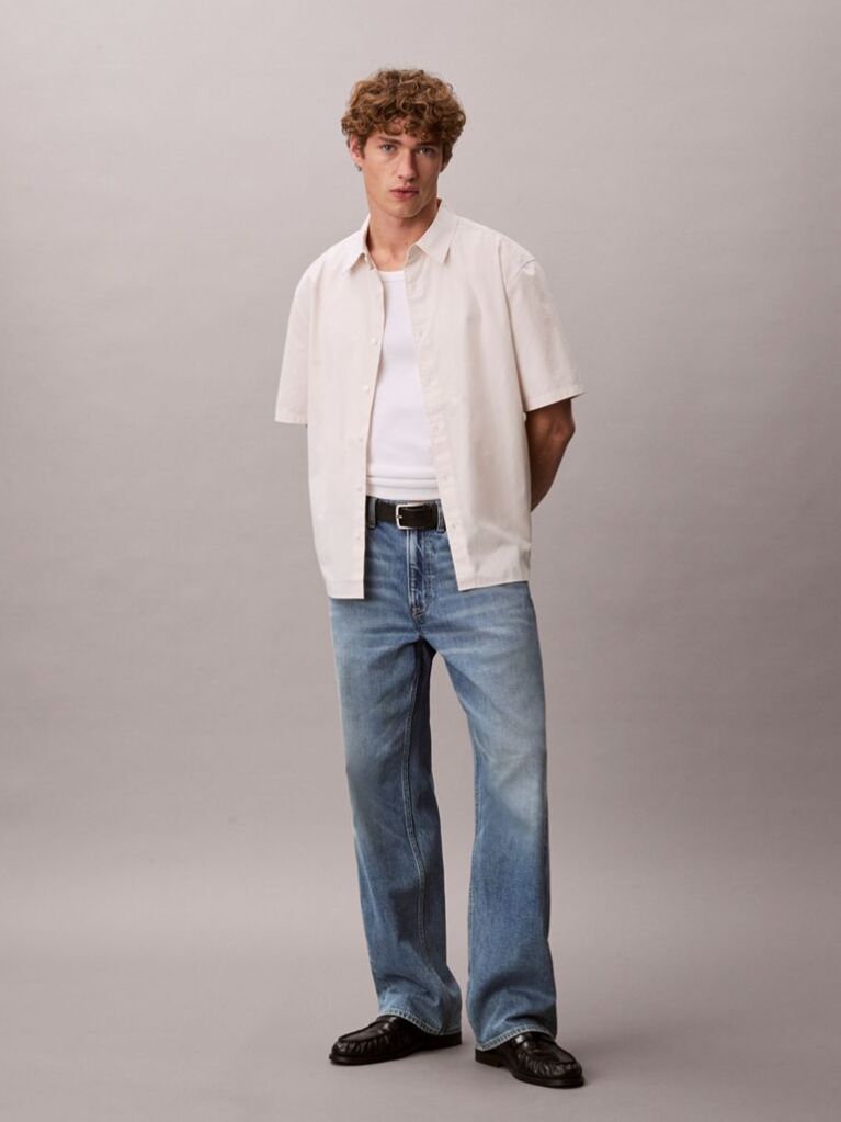 Λευκό Boxy Relaxed Πουκάμισο Από Μονόχρωμη Poplin με Κοντό Μανίκι  Άνδρας
